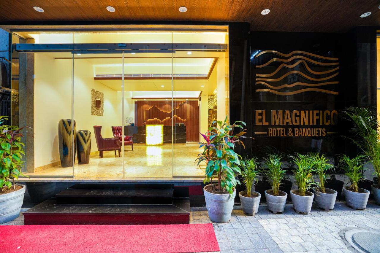 Hotel El Magnifico سورات المظهر الخارجي الصورة