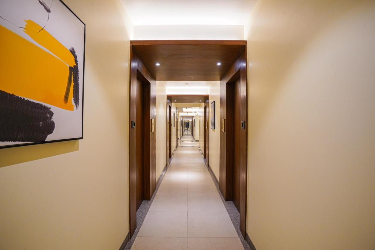 Hotel El Magnifico سورات المظهر الخارجي الصورة